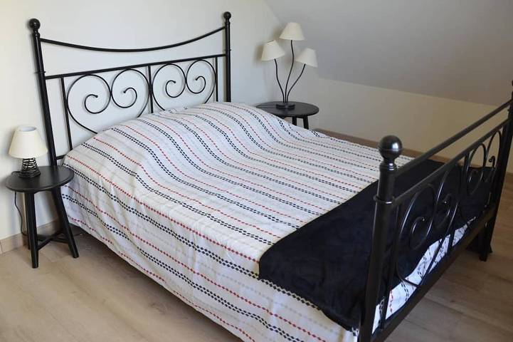 Gîte pour 10 personnes, avec jardin et terrasse à Pouillé - 4