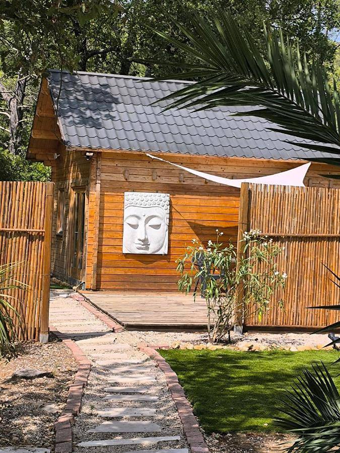 Chalet pour 4 personnes, avec piscine et jardin, animaux acceptés - 1