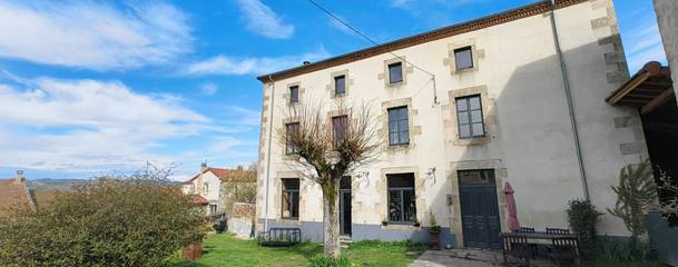 Chambre d’hôte pour 2 personnes, avec jardin à Bertignat