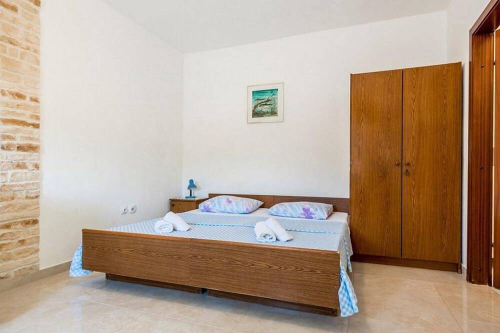 Ganze Wohnung, Ferienwohnungen Senka - Zirje - Insel Zirje in Dalmatinische Inseln