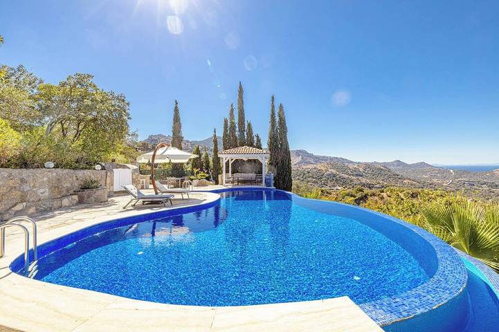 Villa for 6 people, with pool and garden, with pets in Bodrum