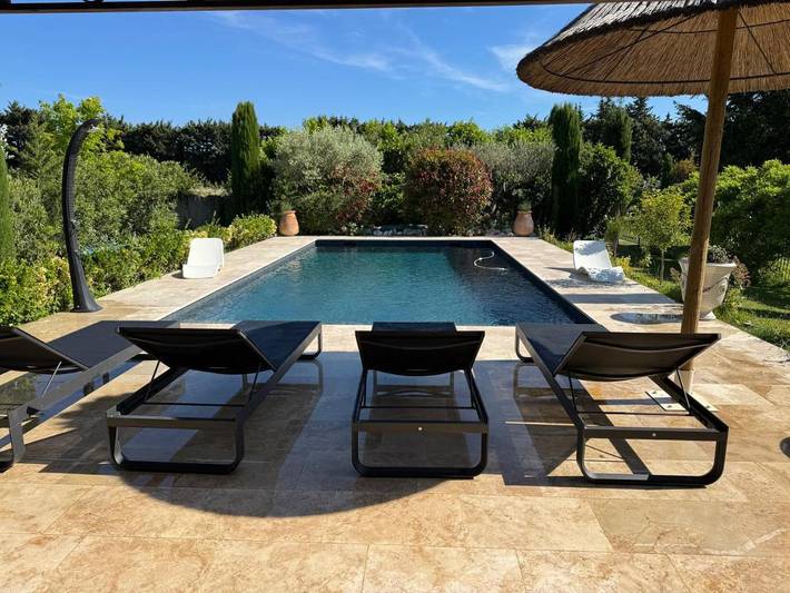 Ferienhaus für 6 Personen, mit Terrasse und Garten sowie Kinderpool und Pool
