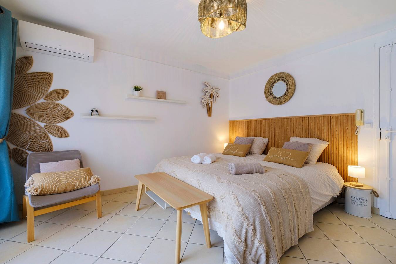 Entire studio, Castel Plage Apartment Near the Beach in Cannes, Mediterranean Coast (France)