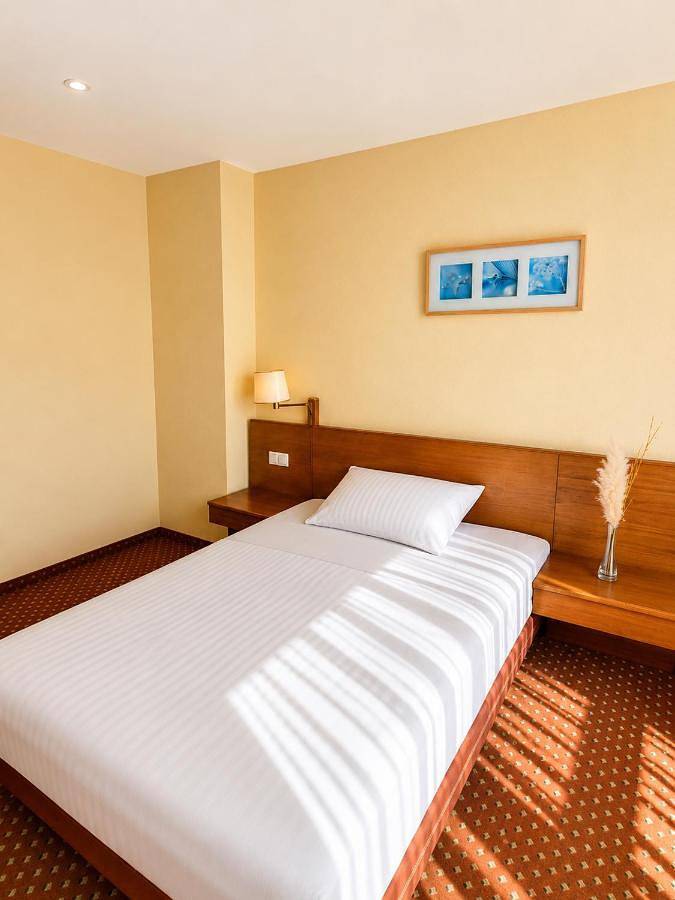 Hotel, mit Terrasse und Garten sowie Ausblick in Wilsdruff - 4