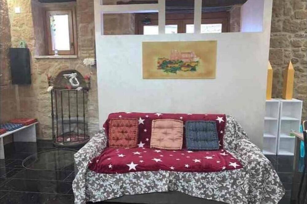 Apartamento entero, Orvieto Inn... Mary - Suggestive Accommodation in the Medieval Alleys of Orvieto in Orvieto, Provincia de Terni