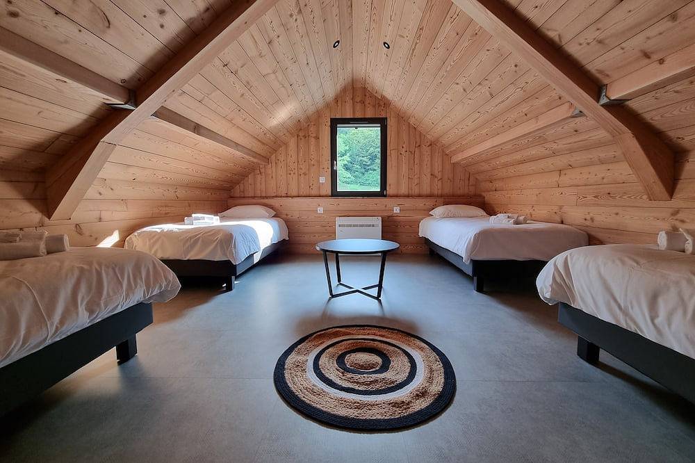 Les chalets de Conjux - Port accès direct lac Bourget pour 10Pers - Exceptionnel in Conjux, Région de Chambéry