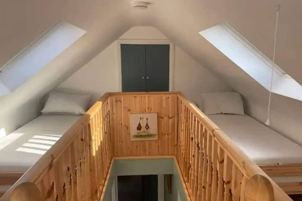 Tranquil countryside farmhouse stay in County Tipperary