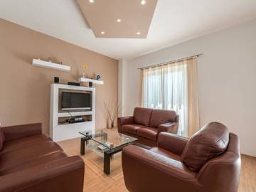 Vakantieappartement voor 10 Personen in Sukošan, Zadar, Afbeelding 2