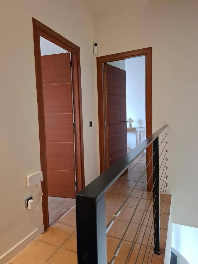 Gîte pour 6 personnes, avec piscine ainsi que jardin et vue dans Llampaies - 4