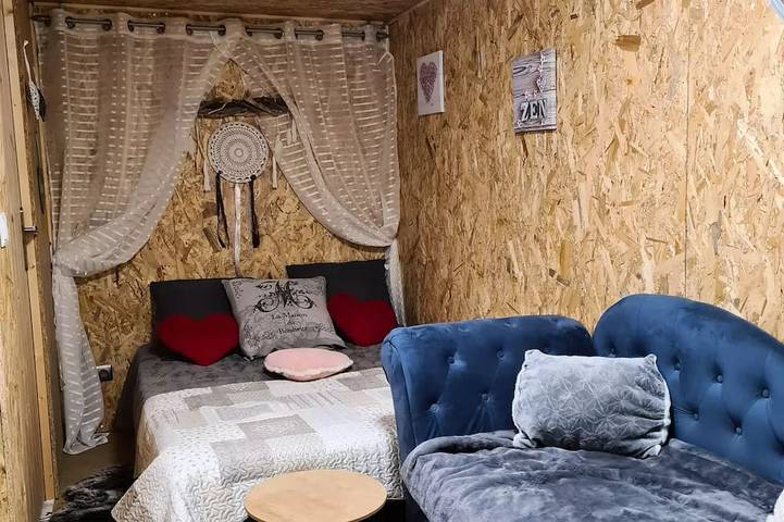 Gîte pour 2 personnes, avec terrasse, animaux acceptés à Les Grandes-Ventes - 3