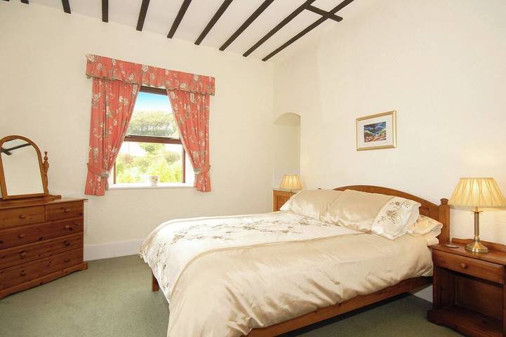 Trinity Cottage-Qc349 in Pembrokeshire