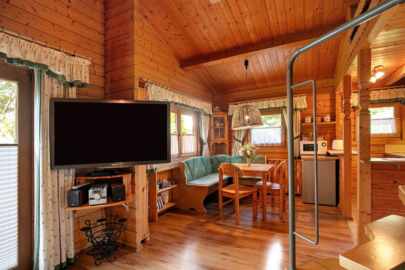 Vakantiehuis 'Haus Cürsgen - Blockhaus Jana' met privé terras en Wi-Fi, foto 6