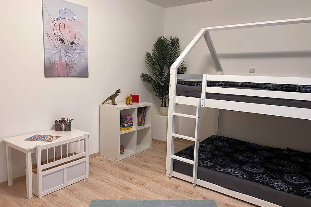 Ganze Wohnung, Casa di Licata, Ferienwohnung - 7-Bett-Ferienwohnung Dusche/Wc für 1-11 Personen in Üdersdorf, Vulkaneifel