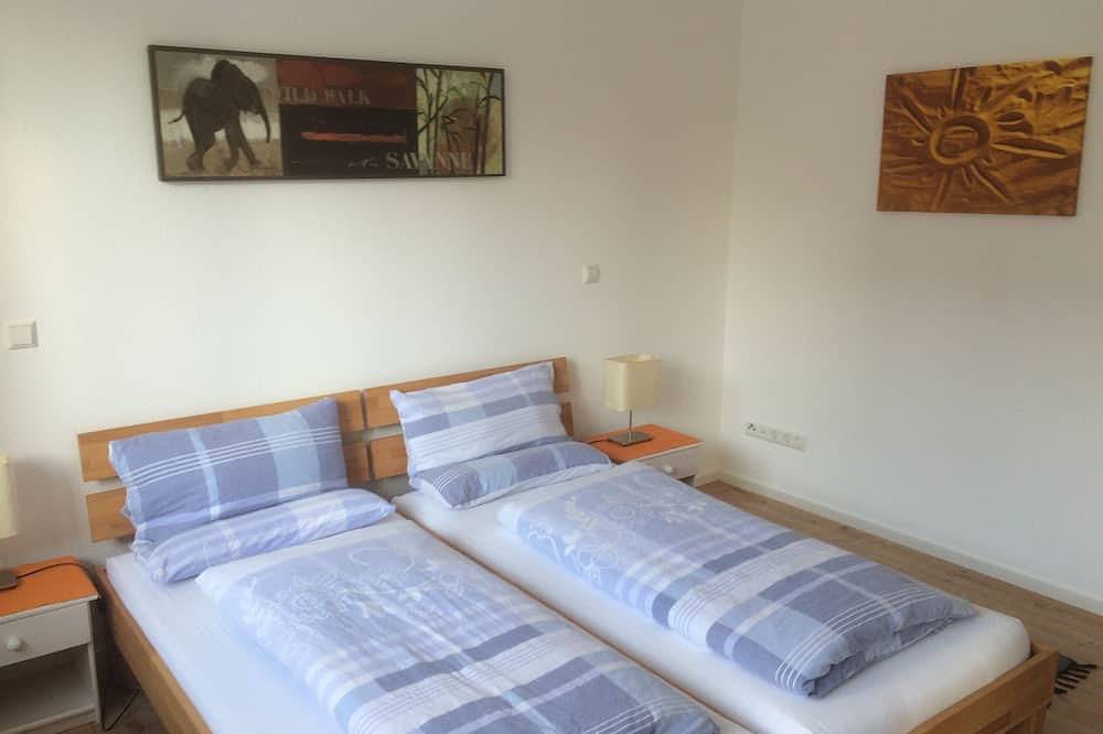Ganze Wohnung, Herzlich Willkommen  Großzügig geschnittene Ferienwohnung für 1-5 Person in Bammental, Kraichgau