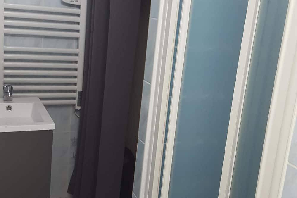 Ganze Wohnung, Studio 2 Personen mit Garten in der Nähe von Meer und Wald. seine Geschäfte, sein Markt ... in Saint-Pierre-d'Oléron, Côte de Beauté