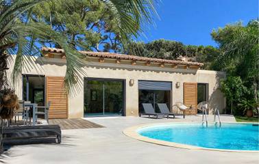 Gîte pour 6 personnes, avec piscine et jardin dans La Madrague
