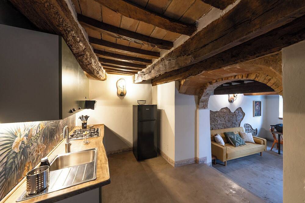 Apt rinnovato in agriturismo con piscina panoramica, nel cuore verde dell'Umbria in Città di Castello (Italia), Valtiberina