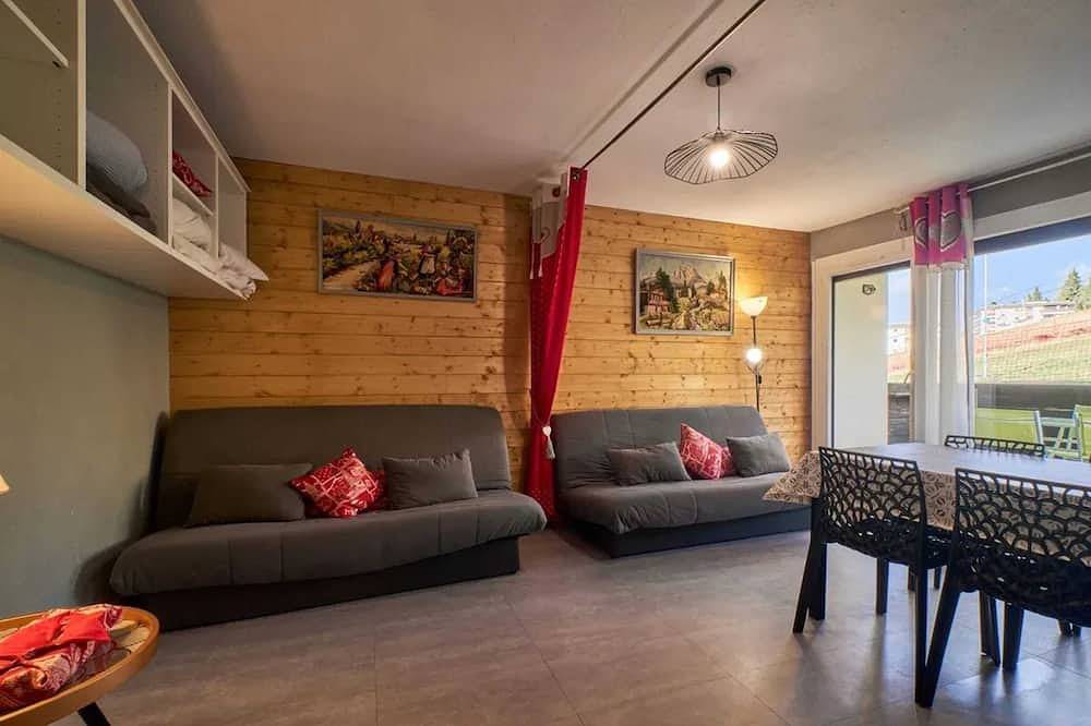 Appartement entier, Homerez - Charmant studio en montagne à Allevard - 30 m² avec balcon in Le Collet d'Allevard, Allevard