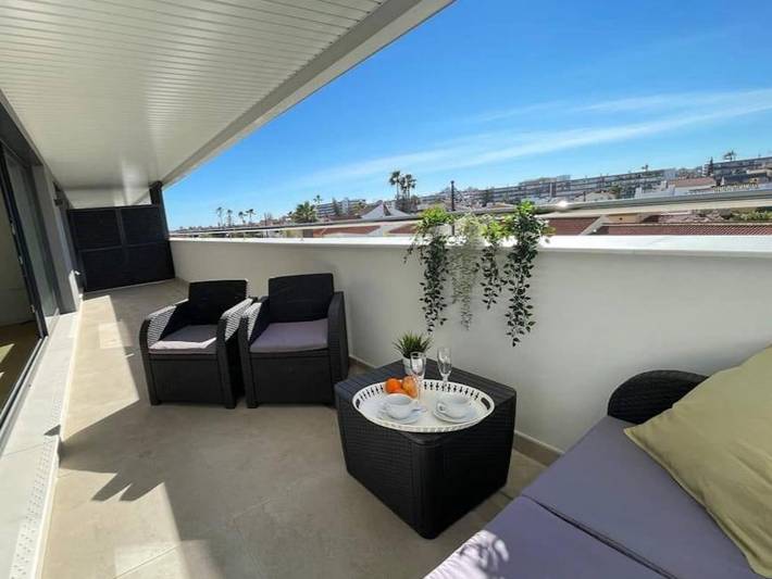 Appartement de vacances entier, Appartement de vacances pour 6 personnes avec balcon/terrasse in Playa Los Álamos, Torremolinos