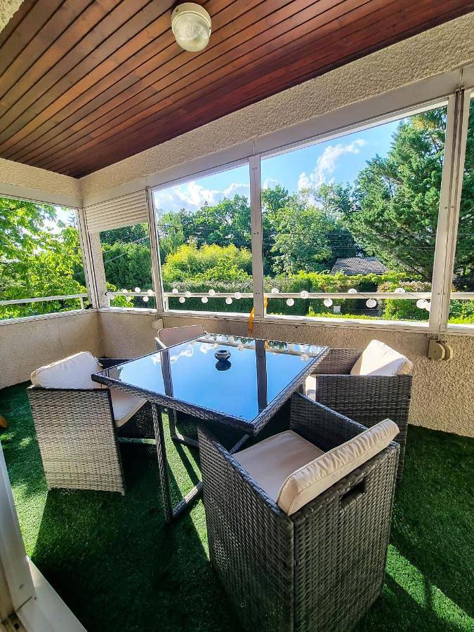 Gîte pour 4 personnes, avec vue et terrasse, animaux acceptés à Ferney-Voltaire - 4