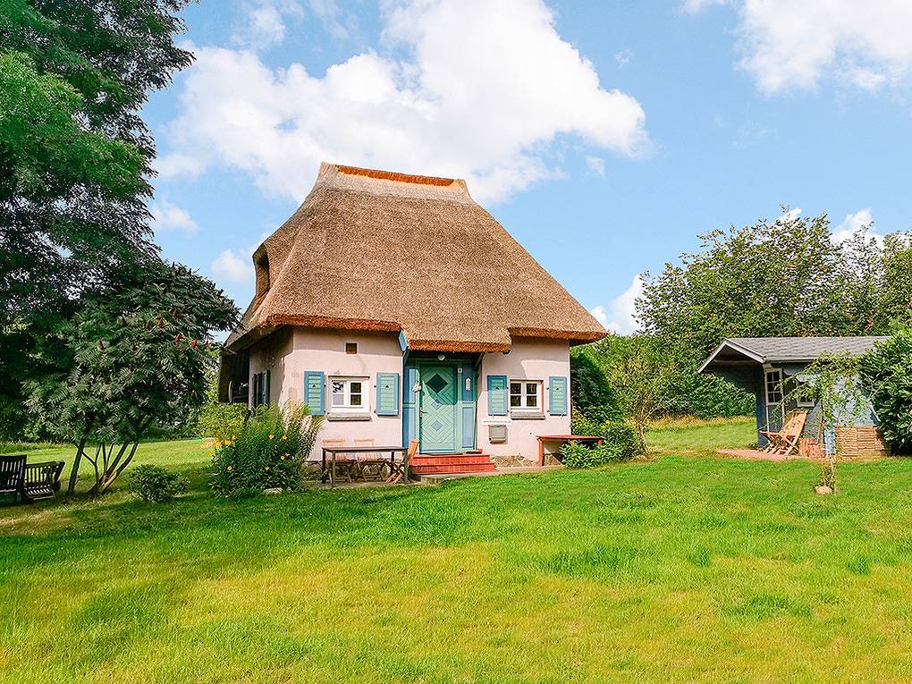 Casa de vacaciones para 3 personas con jardín in Fleeth, Mirow