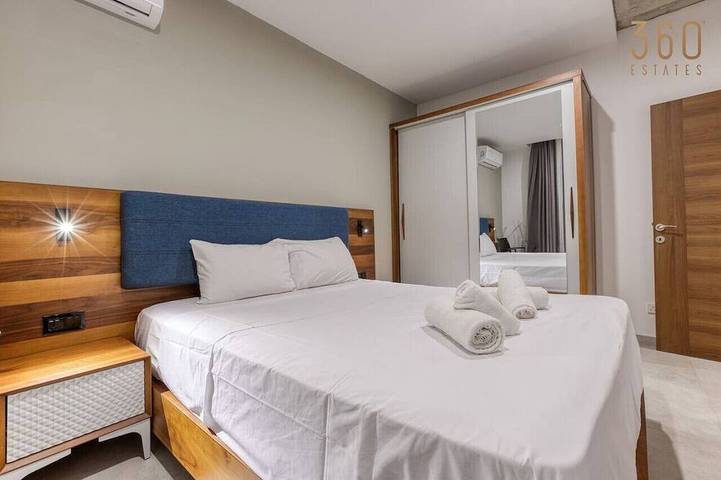 Apartamento inteiro, Modern Swieqi 1Br home with Pool Access in San Giljan, Ilha de Malta