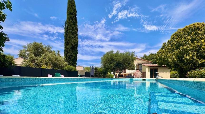 Location de vacances pour 5 personnes, avec piscine et terrasse à Saint-Jean-de-Védas - 3