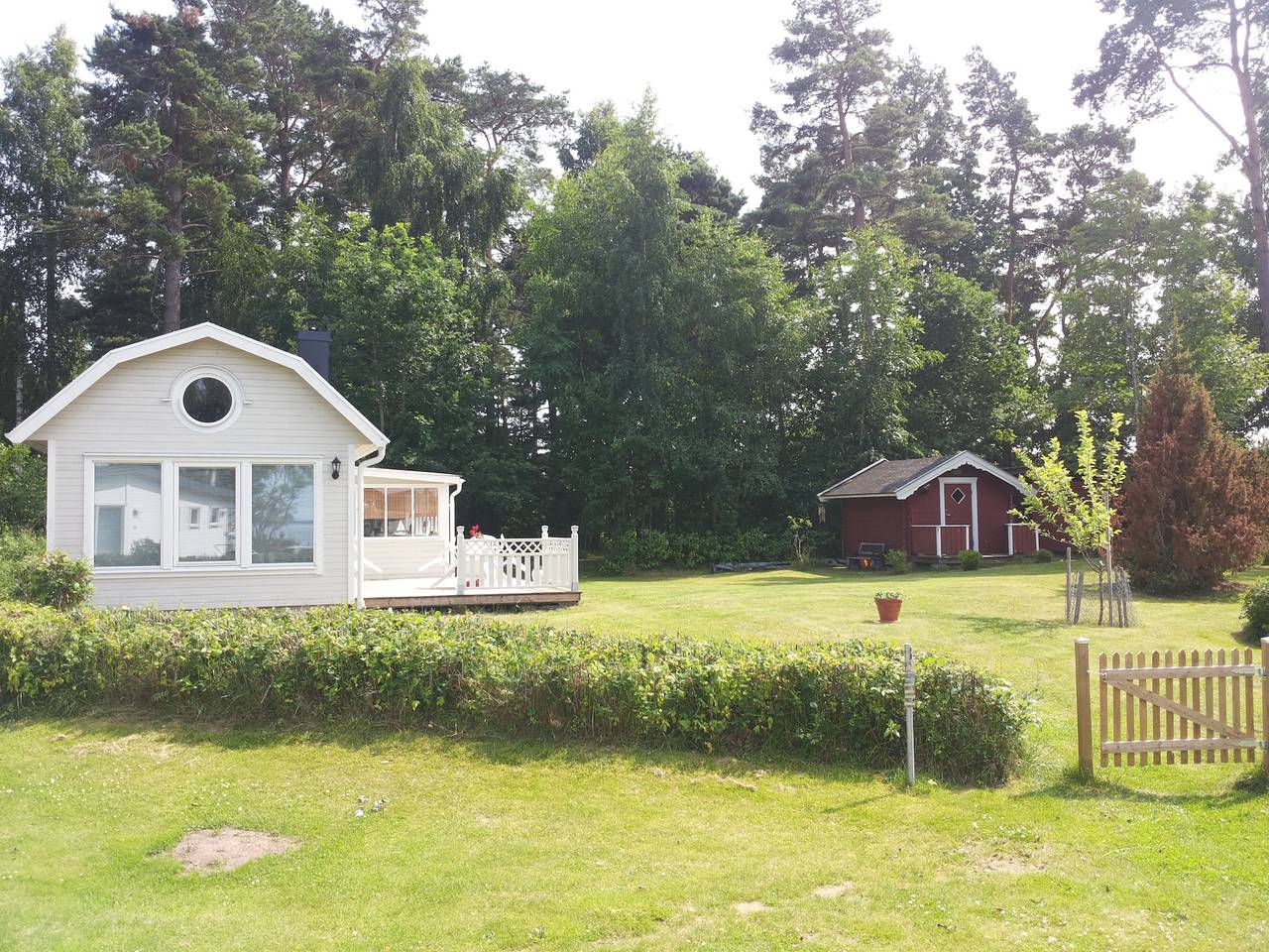 Ferienhaus in Traumlage 30 Meter vom See Vänern in Källby, Vänern