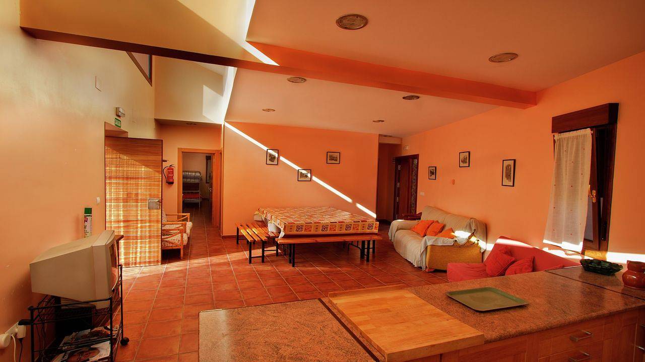 Appartement de vacances entier, Appartement de vacances pour 18 personnes avec terrasse in Salinillas de Buradón/Buradon Gatzaga, Labarrère (Espagne)