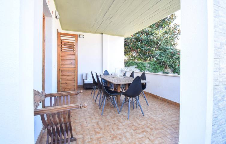 Accogliente appartamento sul mare con terrazza e parcheggio in Anzio, Provincia di Roma