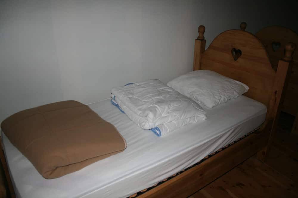 Charming furnished holiday home in the heart of the medieval quarter... in Volcans d'Auvergne Regional Nature Park