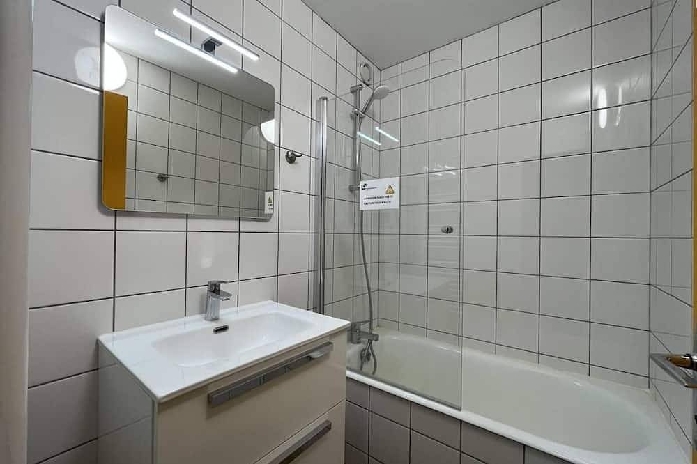 Apartamento entero, A 30m de las pistas de esquí, 1.o piso, balcón, tv, local para esquís, 40m², Peisey-Vallandry in Parque Nacional de Vanoise