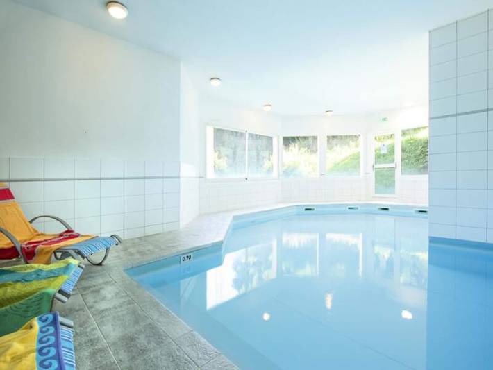 Gîte pour 4 personnes, avec piscine et sauna, animaux acceptés dans Office De Tourisme De Notre Dame De Bellecombe - 2