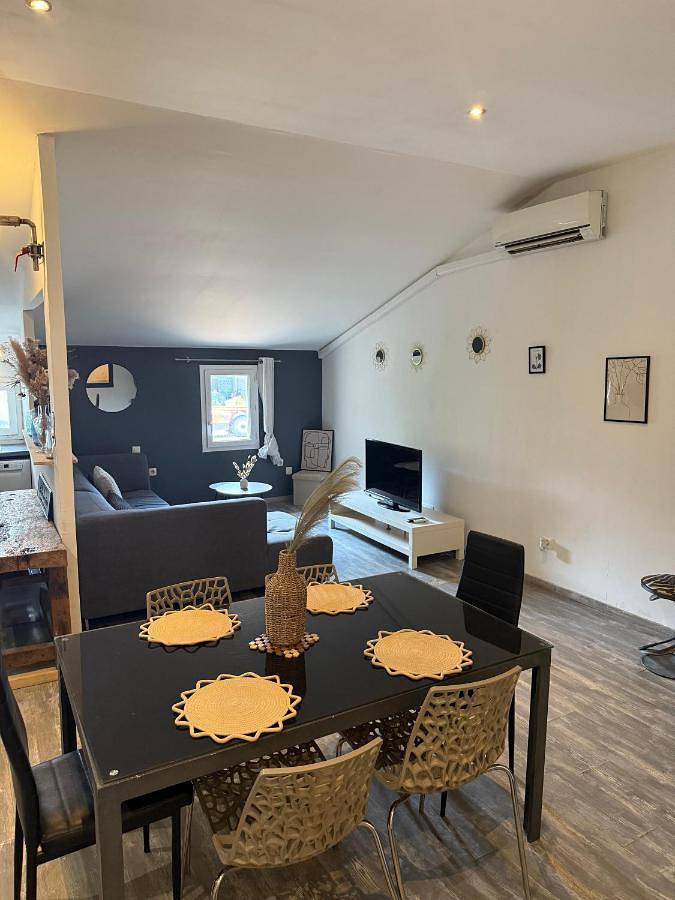 Gîte pour 4 personnes à Aigues-Vives - 3
