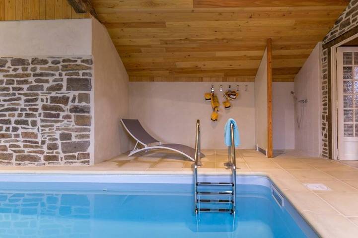 Gîte pour 8 personnes, avec jardin à Montaigu-les-Bois