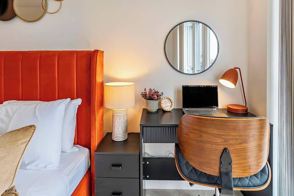 Geheel appartement, Penthouse | Free Parking | Hi-Speed Wifi | Balcony in Rushmoor, Hampshire