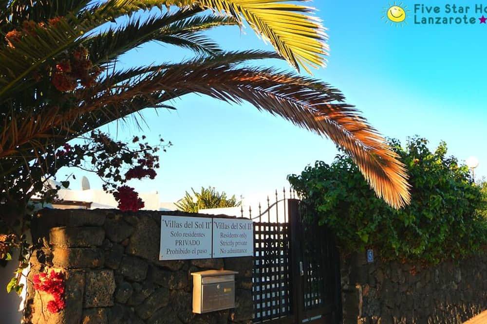 La villa se encuentra magníficamente en un complejo pequeño in Puerto del Carmen, Tías