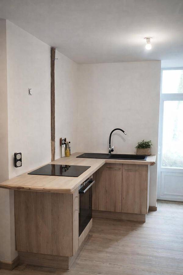 Gîte pour 9 personnes, avec vue à Génolhac - 3