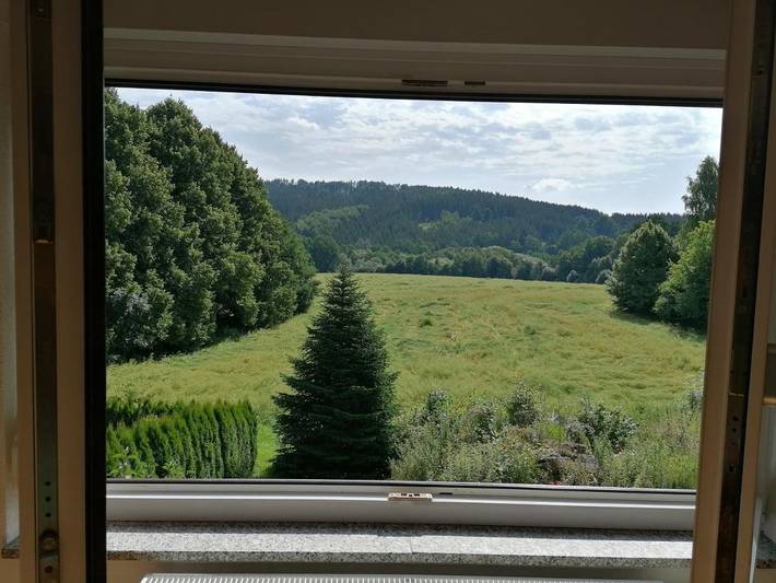 Ferienwohnung für 6 Personen, mit Ausblick und Terrasse sowie Garten in Schirgiswalde-Kirschau