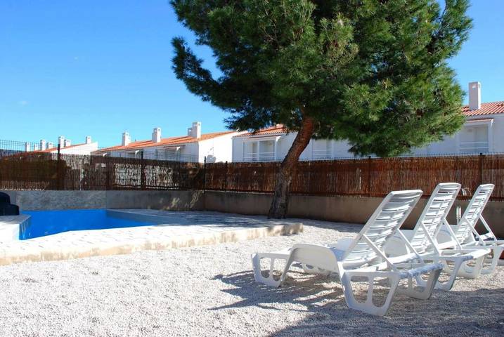 Villa pour 10 personnes, avec jardin et piscine, animaux acceptés à Calafat - 3