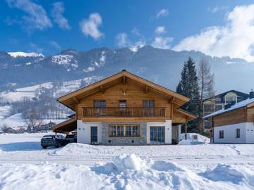 Chalet für 10 Personen, mit Terrasse und Garten sowie Sauna in Bad Hofgastein