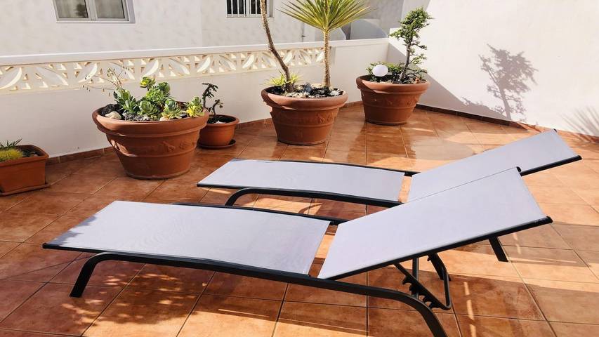 Apartamento vacacional entero, WIFI+ y al lado de la playa y en el centro in Costa Calma, Pájara