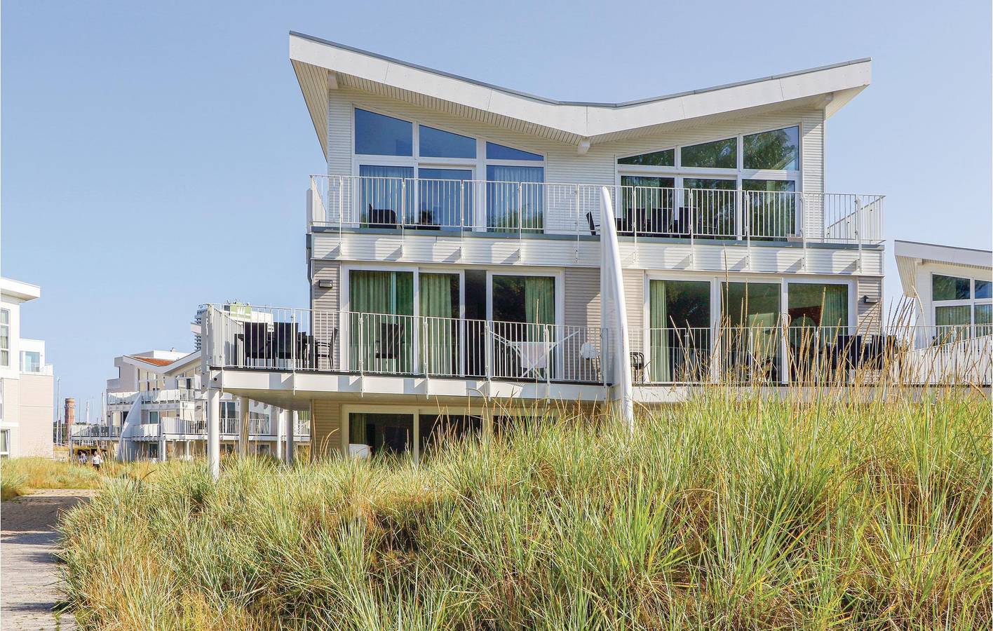 Ganze Ferienwohnung, Appartement am Strand mit Terrasse und Küche in Priwall, Lübeck