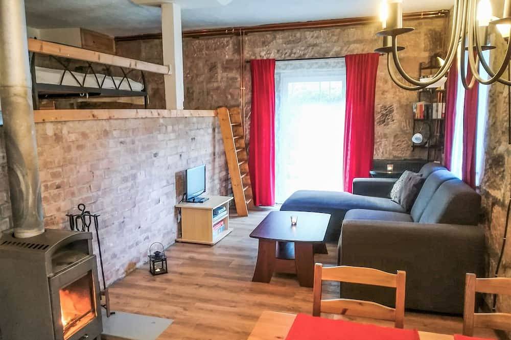 Ganze Wohnung, Urig rustikal mit Natursteinwänden und Kaminofen im Nationalpark Schwarzwald in Baiersbronn, Nordschwarzwald