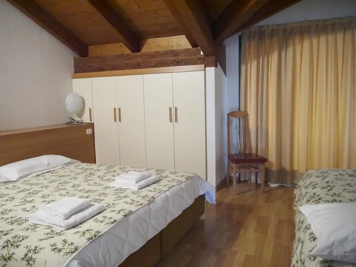 Hôtel pour 3 personnes, avec terrasse - 1