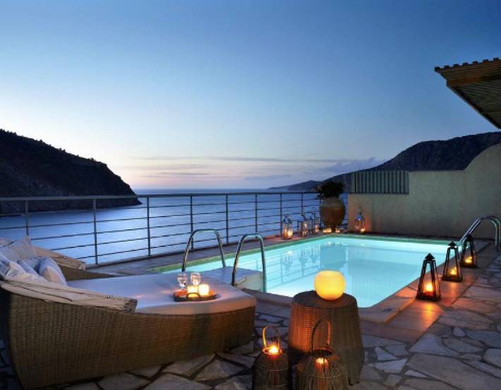 Location de vacances pour 6 personnes, avec Vue sur l’océan et Terrasse dans Άσος