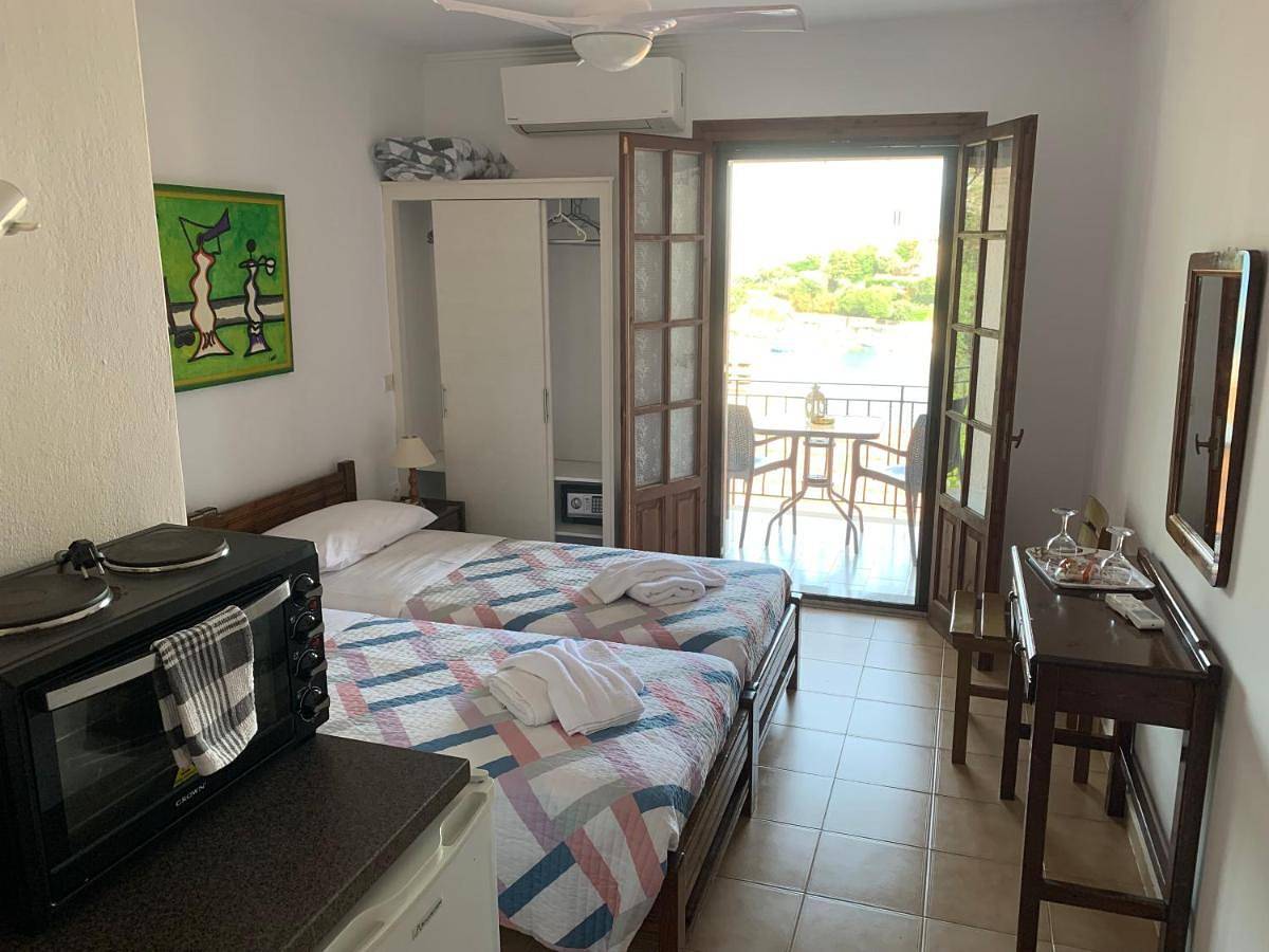 Standard Twin Room in Kassiopi, Corfu