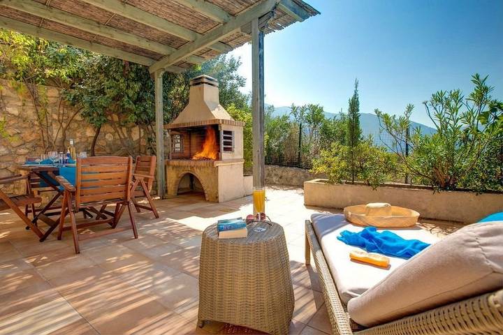 Location de vacances pour 4 personnes, avec terrasse et vue sur l’océan dans Άσος - 3