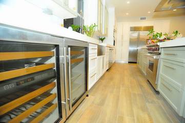 Vacation Home for 18 Guests in Belle Meade Island, Miami, Picture 1