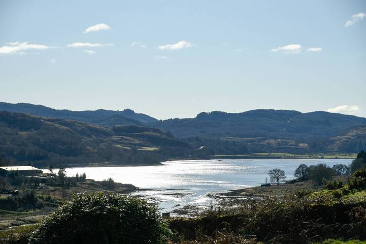Gîte pour 10 personnes, avec jardin ainsi que terrasse et vue sur le lac à Oban - 4